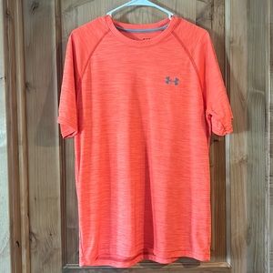 Men’s under armor workout shirt